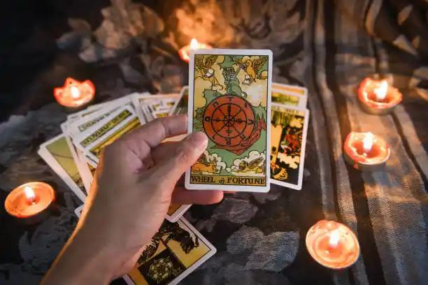 tarot cards Royalton